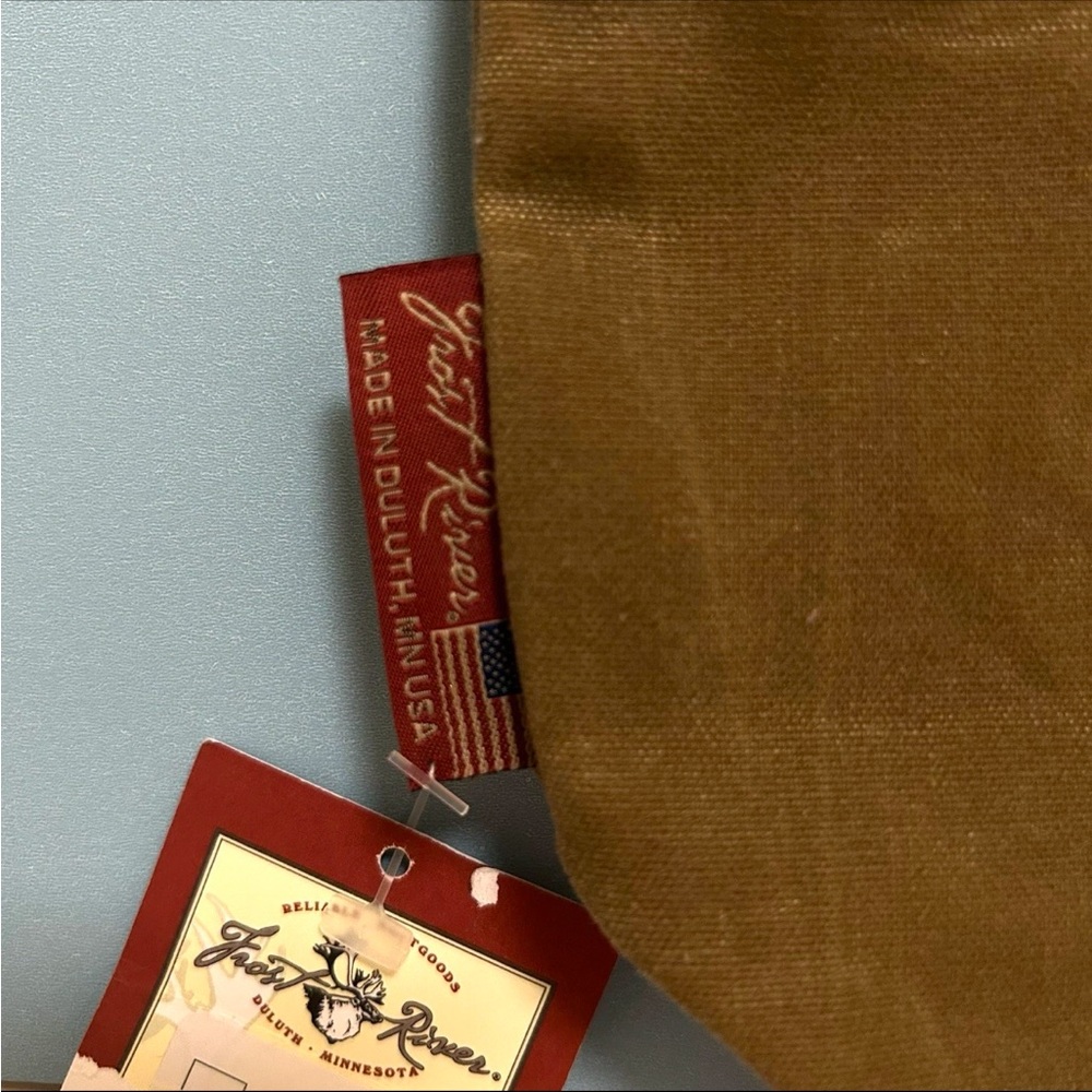 NWT New Frost River Canvas Waxed Small Tote
W/ suede Minnesota Patch - Picture 8 of 8